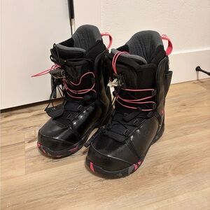 Sims snowboarding boots